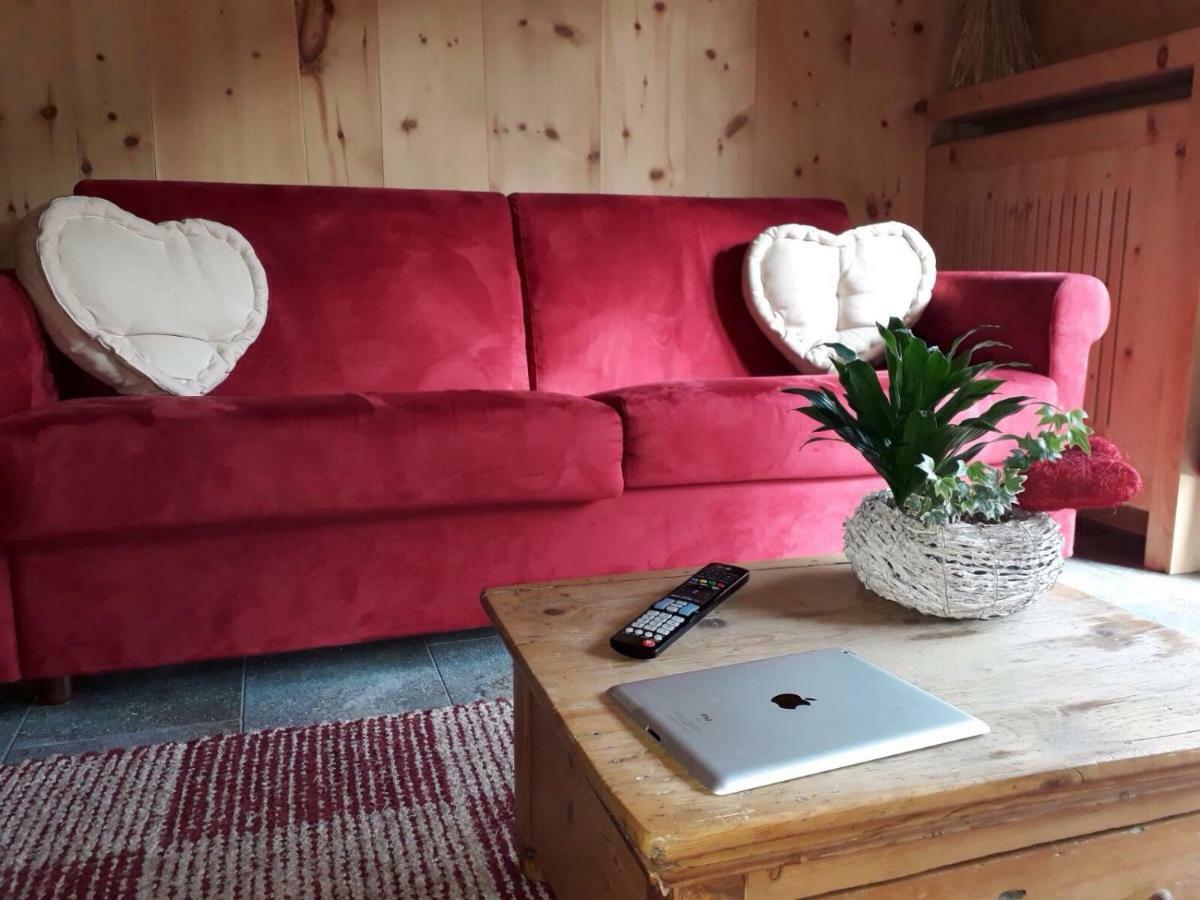 Al Bait Del Legn Apartment Bormio Bagian luar foto